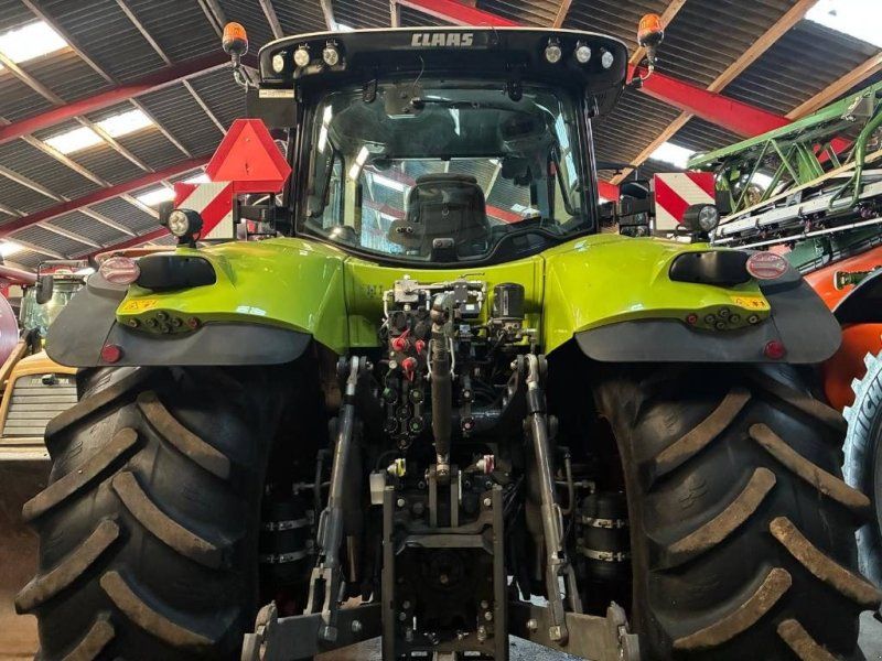 Claas AXION 830 CMATIC