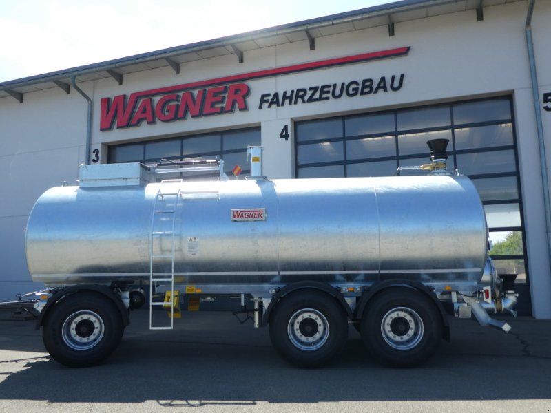 Wagner 3-Achs Güllezubringer