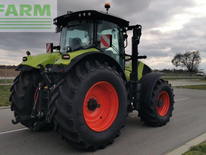 Claas AXION 830