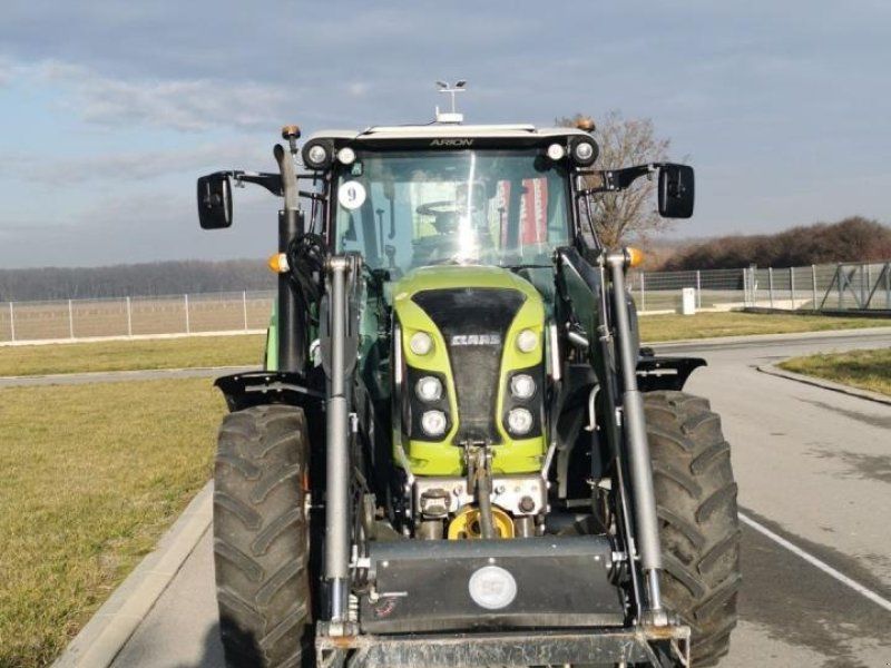 Claas ARION 430