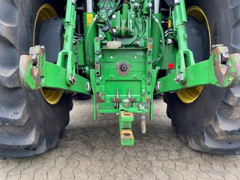 John Deere 6250R