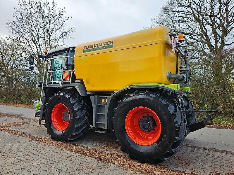 Claas Xerion Saddle Trac 3800 mit 15cbm Güllefass