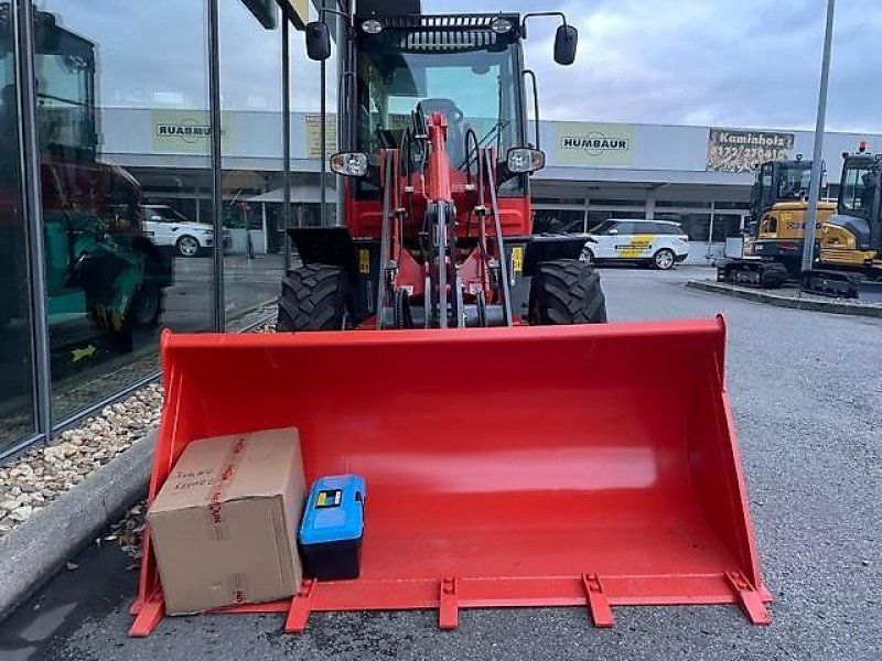 Everun ER 412  Hoflader  Sofort verfügbar EURO 5