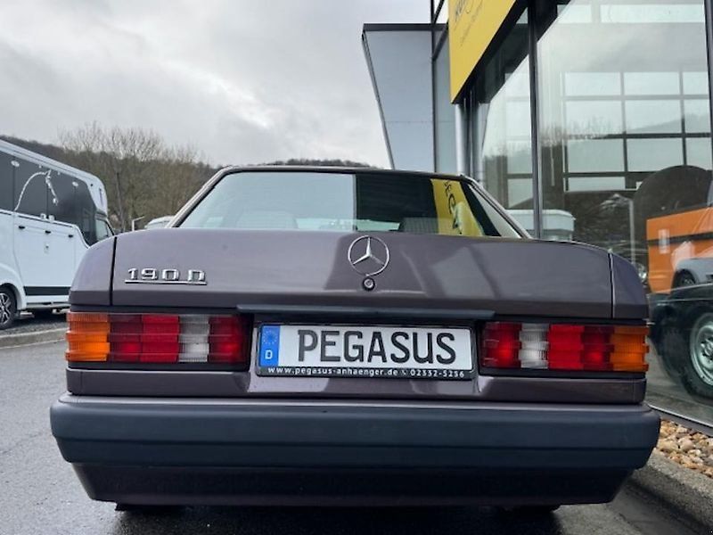 Mercedes Benz 190 D Oldtimer Limousine H- Kennzeichen PKW