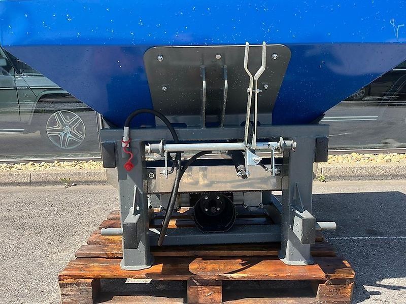 Salzstreuer Scheibenstreuer  600l Winterdienst