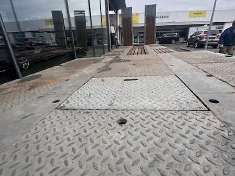 Fliegl VTS 400 4 Achs  Radmulden + Rampen 40t. 1. Hd