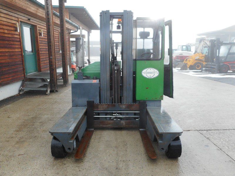 Combilift C3000 Diesel 4Wege Allrad Stapler