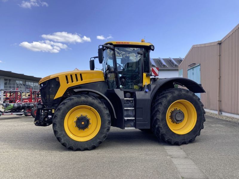 JCB 8330   1
