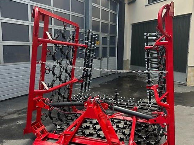 Stekro Wiesenschleppe 6,00 m breit mit Striegel