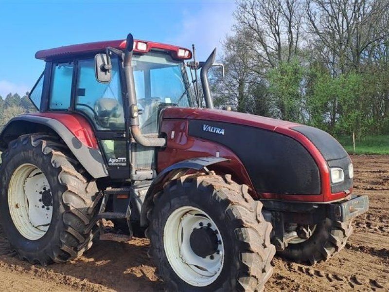 Valtra T 140