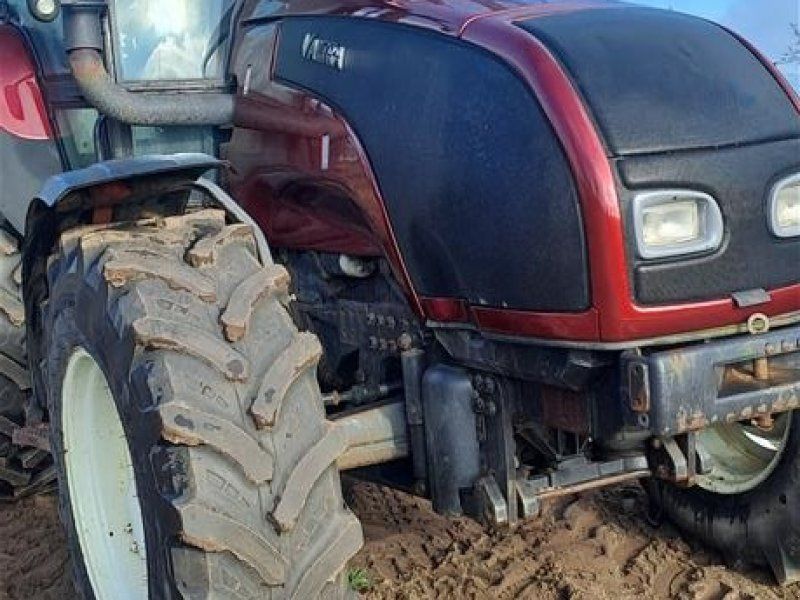 Valtra T 140