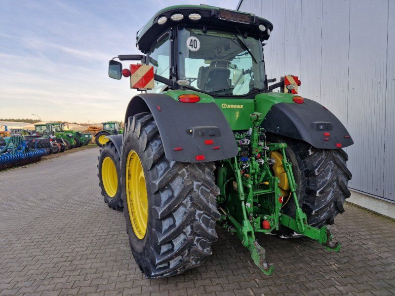 John Deere 8370R