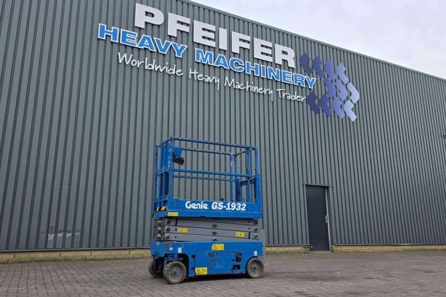 Genie GS1932 Electric, Working Height 7.8 m, 227kg Capac