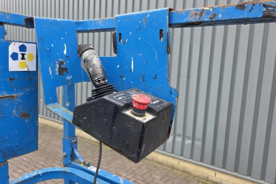 Genie GS1932 Electric, Working Height 7.8 m, 227kg Capac