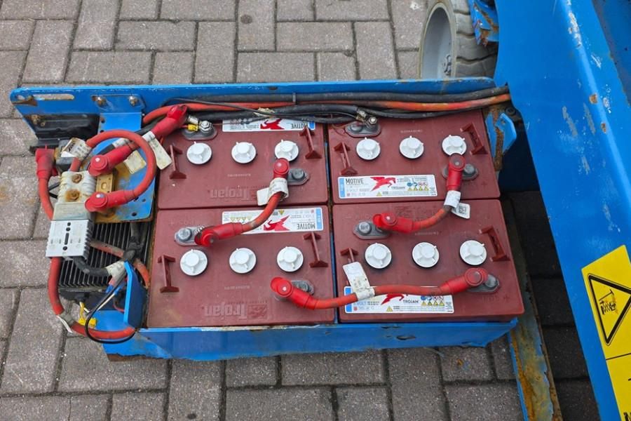 Genie GS1932 Electric, Working Height 7.8 m, 227kg Capac