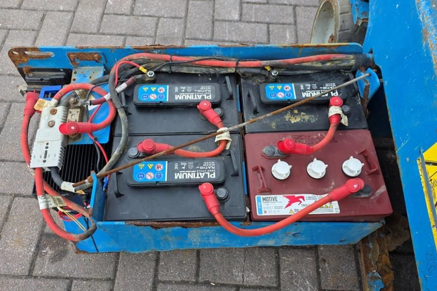 Genie GS1932 Electric, Working Height 7.8 m, 227kg Capac