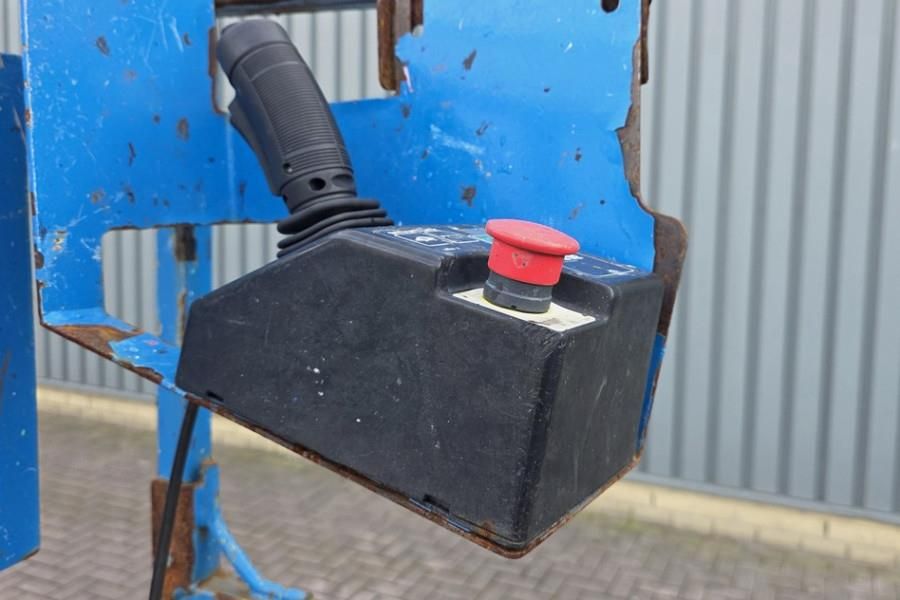 Genie GS1932 Electric, Working Height 7.8 m, 227kg Capac