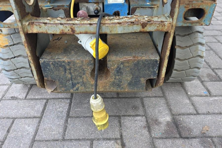 Genie GS1932 Electric, Working Height 7.8 m, 227kg Capac