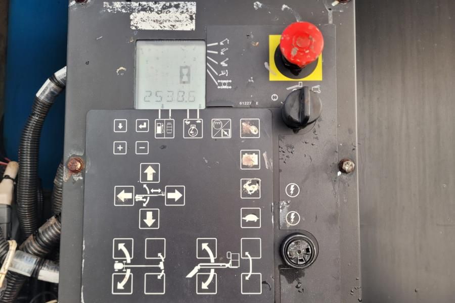 Genie S125 As-Is, Diesel, 4x4x4 Drive, 40.1m Working Hei