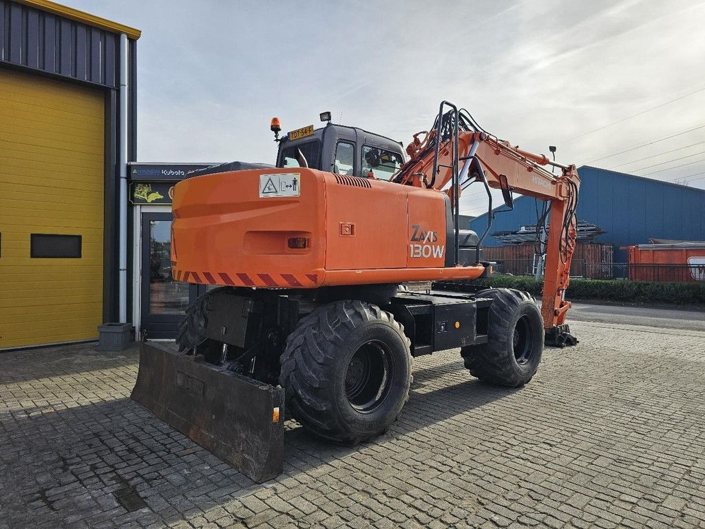 Hitachi ZAXIS 130 W WE1498