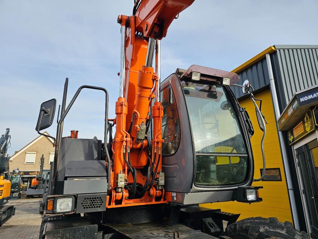 Hitachi ZAXIS 130 W WE1498