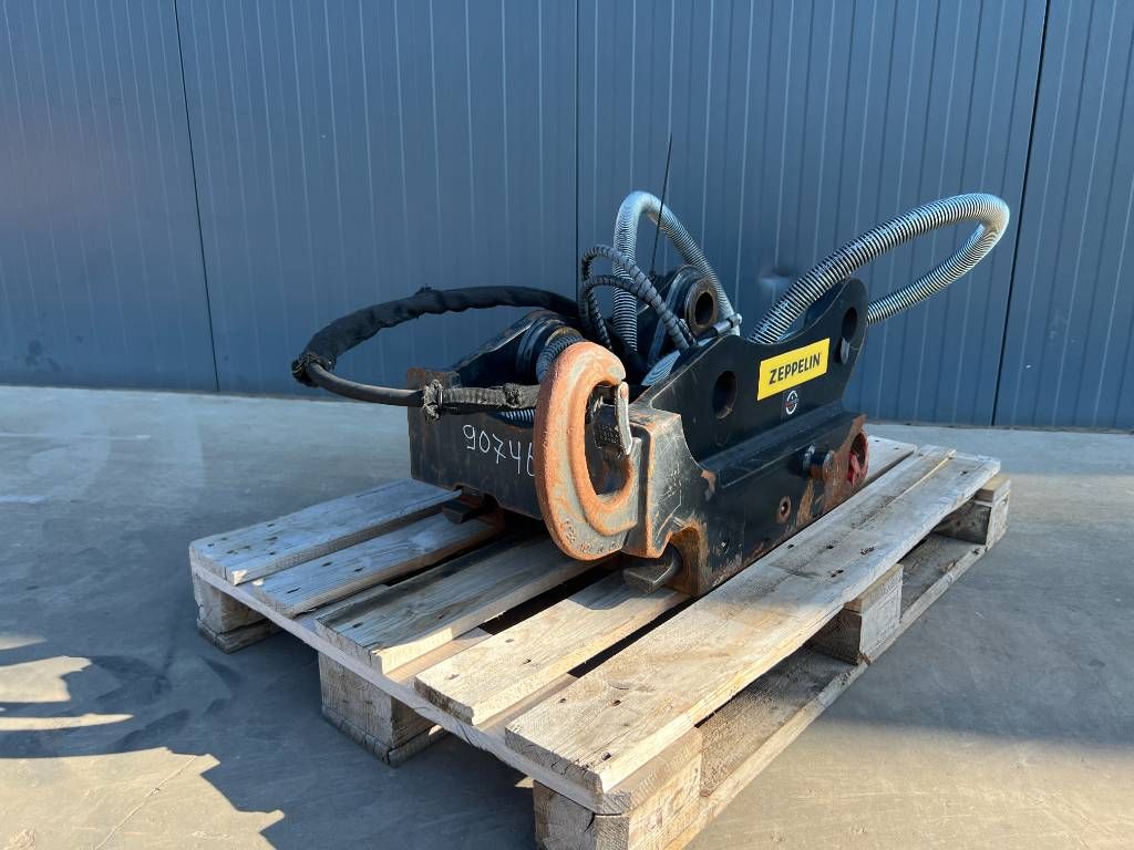 OilQuick OQ65 - 311F / 313F / 315F