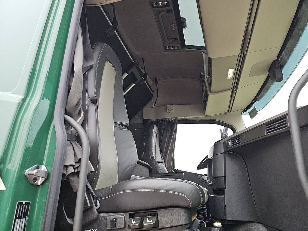 VOLVO FH 460 6x2 steer xen. leath