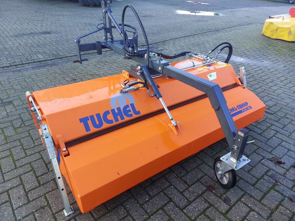 Veegmachine Plus 590