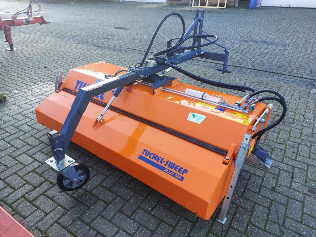 Veegmachine Plus 590