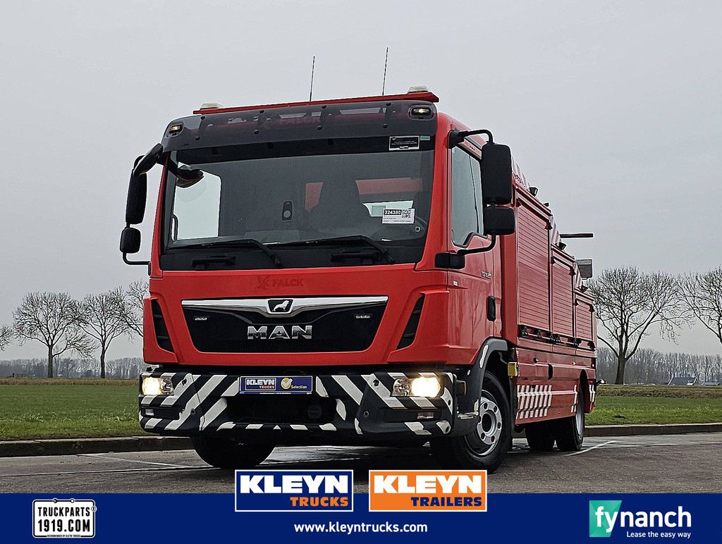 M.A.N. 8.220 TGL 8.8t bottie lift 8t