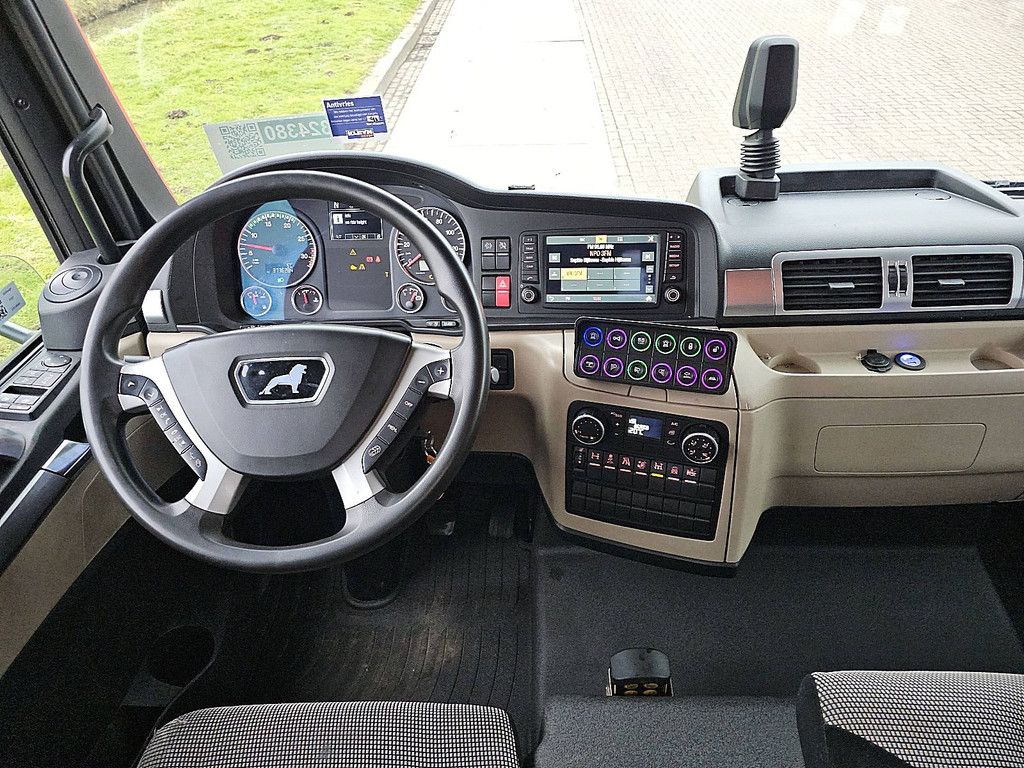 M.A.N. 8.220 TGL 8.8t bottie lift 8t