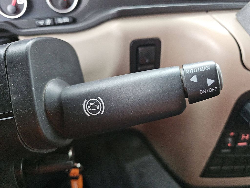 M.A.N. 8.220 TGL 8.8t bottie lift 8t