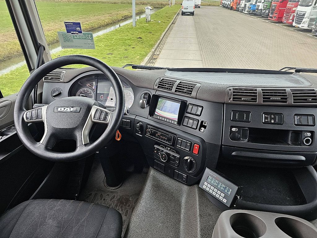 DAF CF 260 19t taillift airco