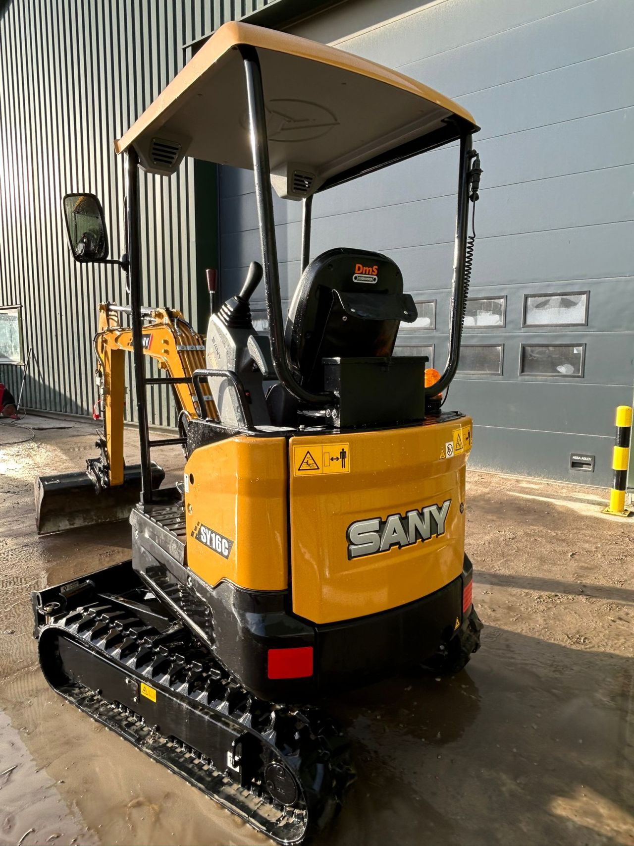 Sany SY16C