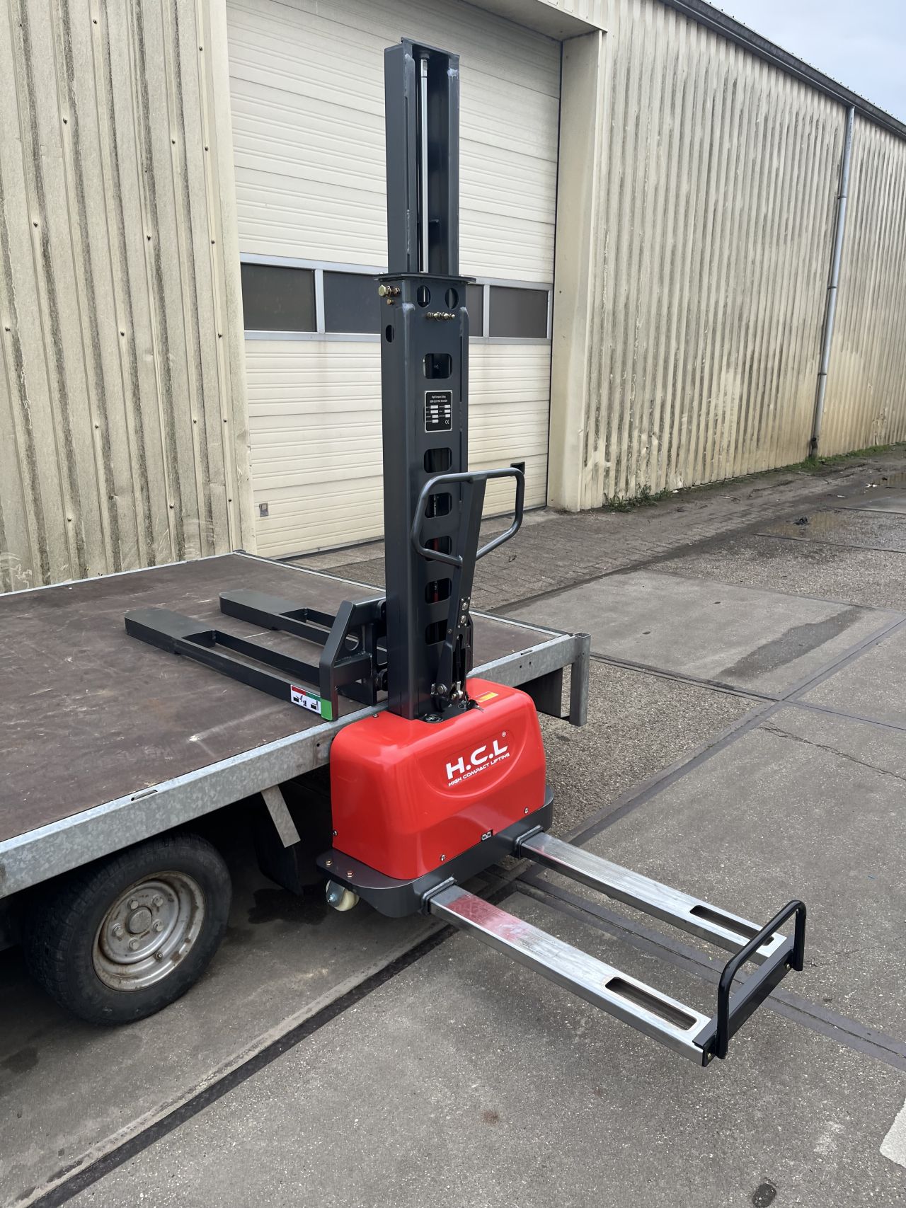 Te koop nieuwe semi elektrische stapelaars