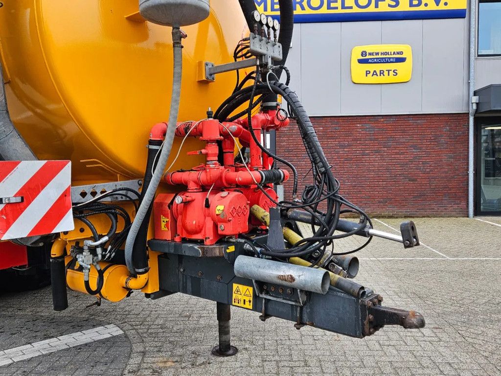 Veenhuis Quad 14.000 mesttank