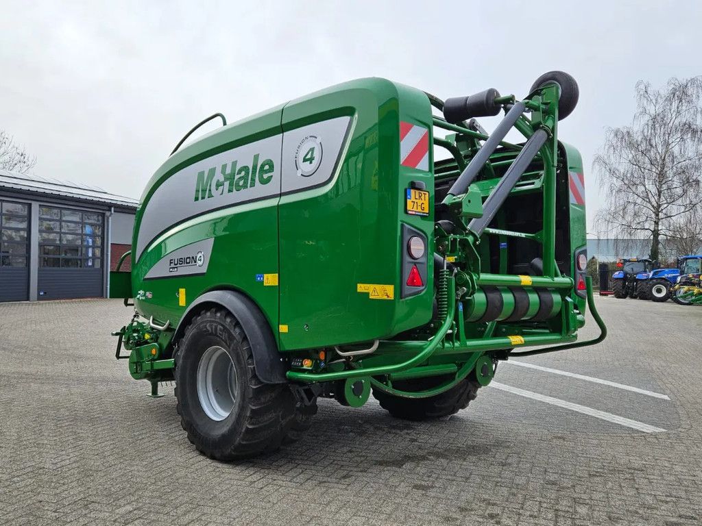 McHale Fusion 4 plus