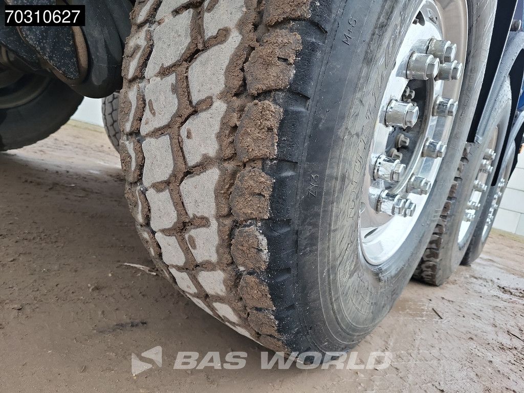 Schmitz SGF*S3 Lifting Axle 24m3