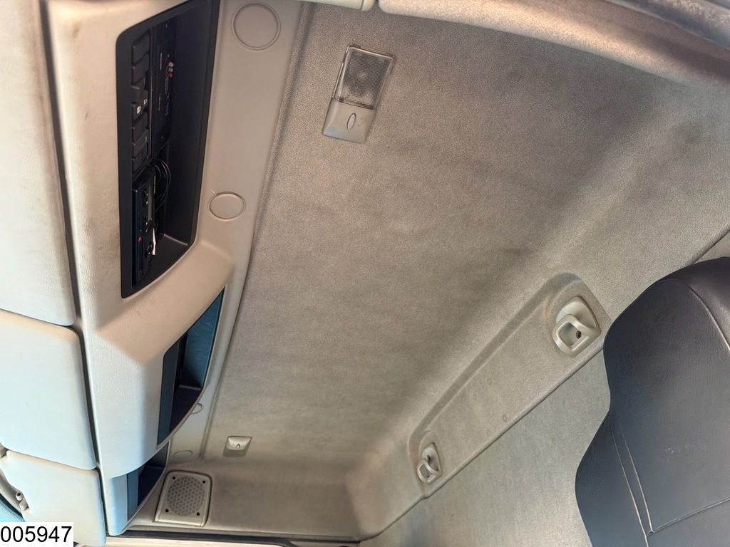 Renault D12 210 EURO 6, Palfinger