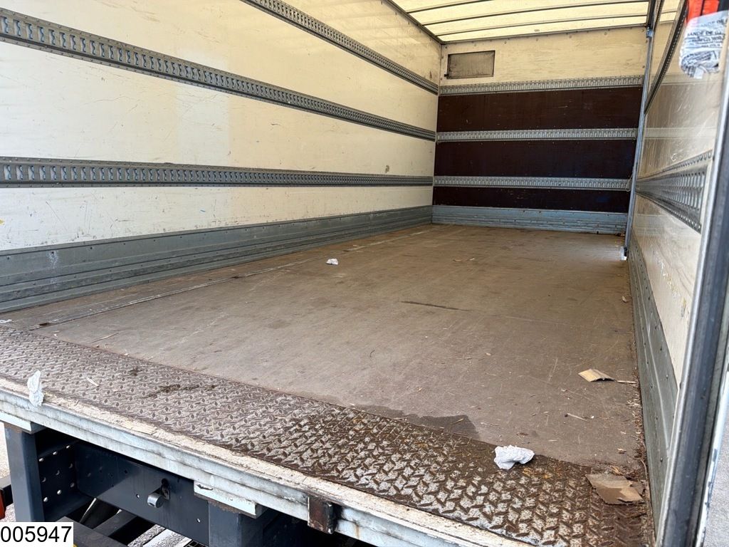 Renault D12 210 EURO 6, Palfinger