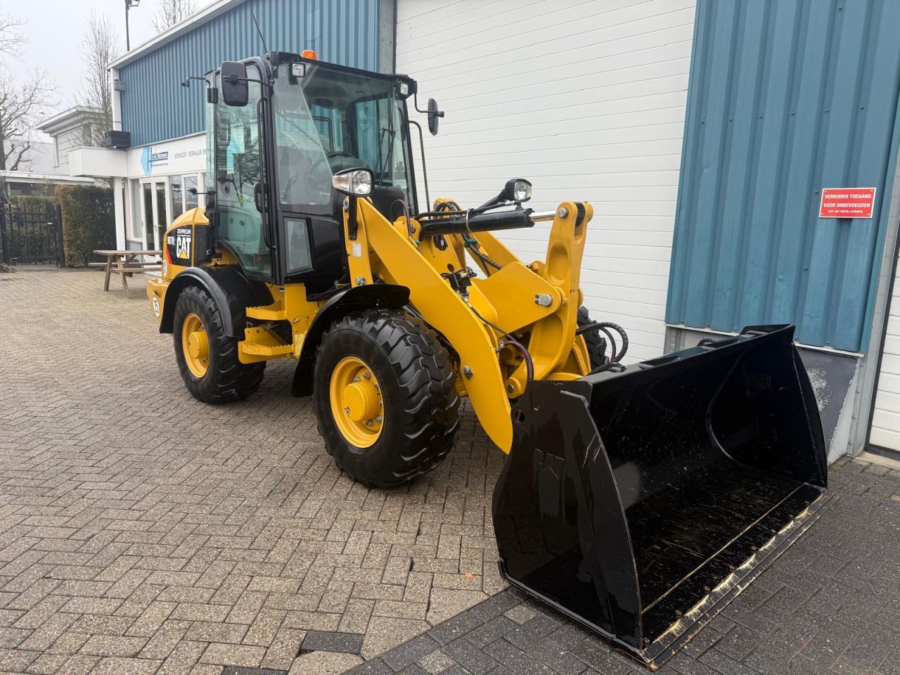 CATERPILLAR 907H (35KM/H) BJR 2015