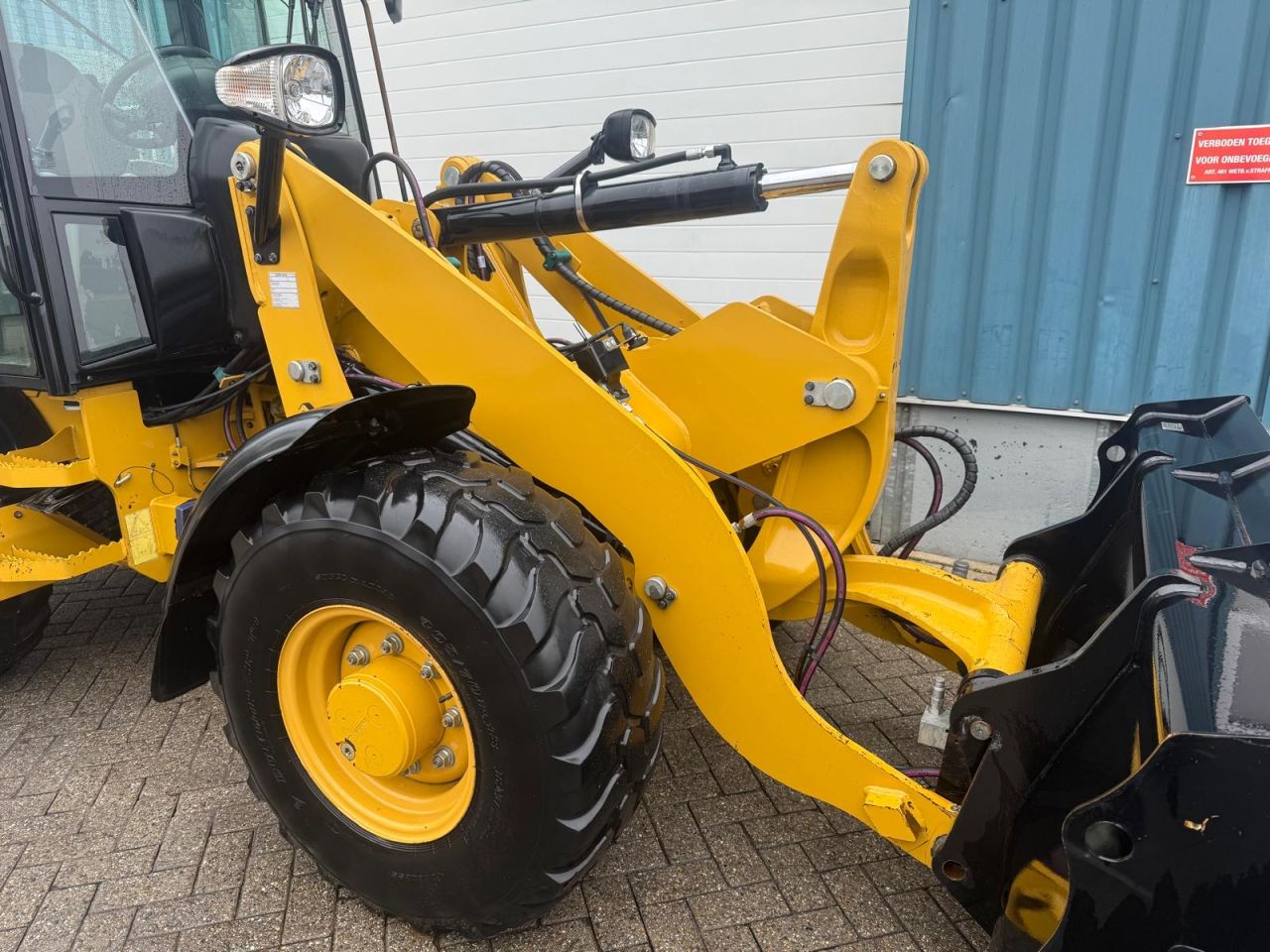 CATERPILLAR 907H (35KM/H) BJR 2015