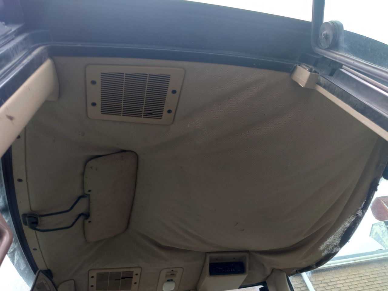 John Deere 6310 with H340 frontloader