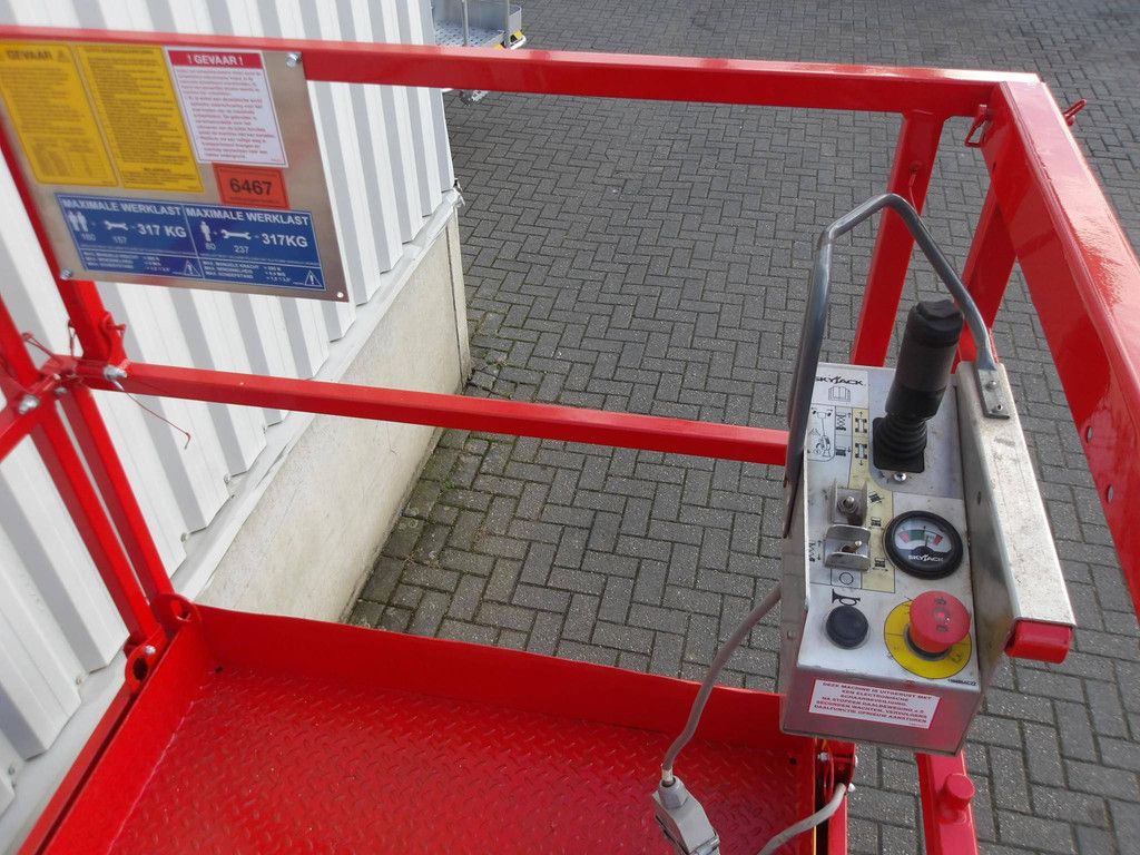 Scherenhebebühne Skyjack SJ4632 11,75 m elektrisch 2014 bei Nieuwe Vlemmix