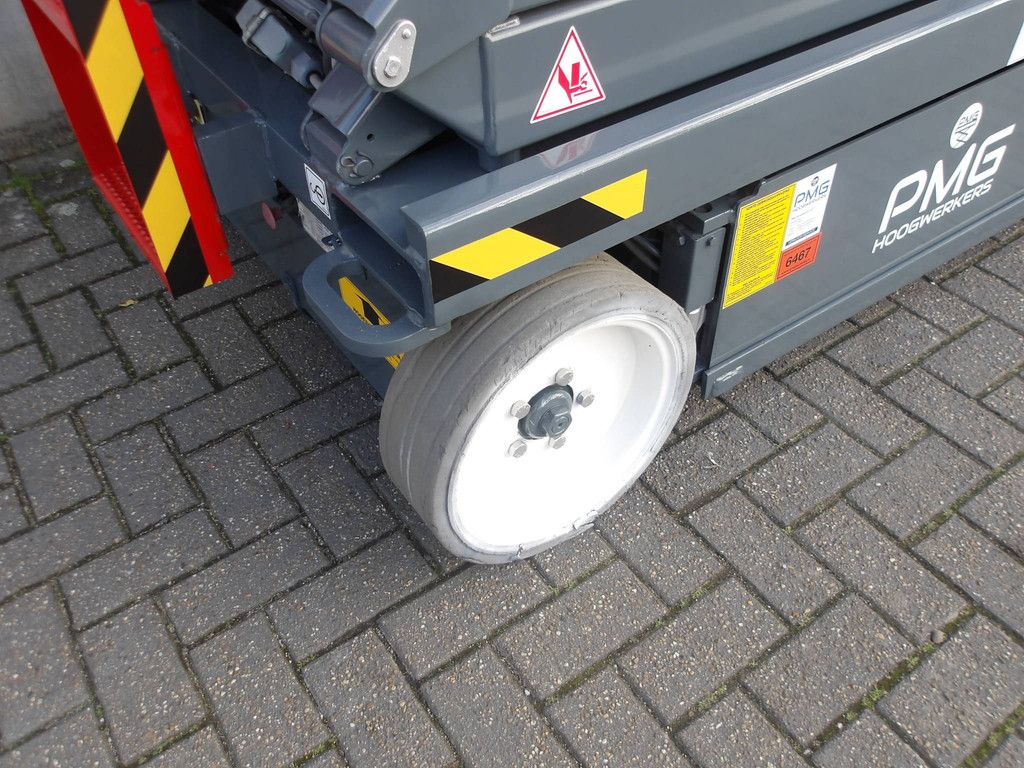 Scherenhebebühne Skyjack SJ4632 11,75 m elektrisch 2014 bei Nieuwe Vlemmix