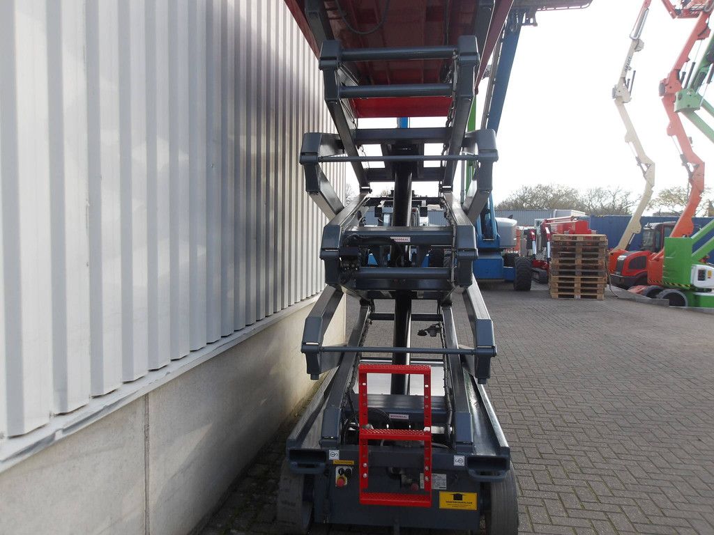 Scherenhebebühne Skyjack SJ4632 11,75 m elektrisch 2014 bei Nieuwe Vlemmix