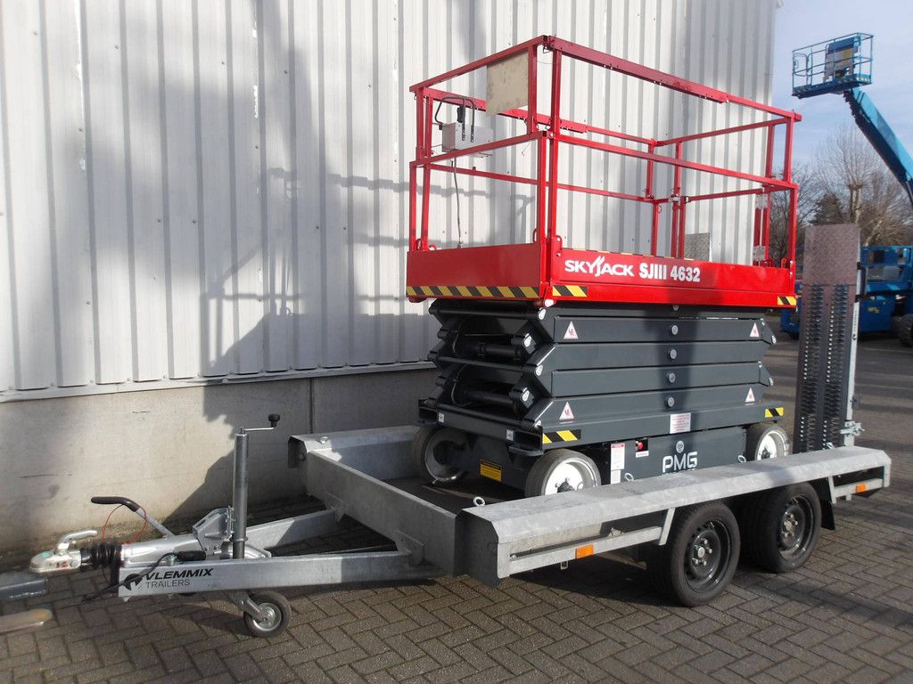 Scherenhebebühne Skyjack SJ4632 11,75 m elektrisch 2014 bei Nieuwe Vlemmix