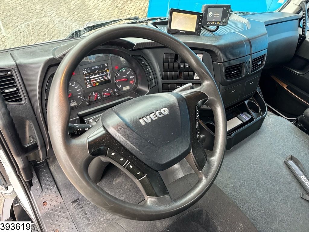 Iveco Trakker 360 6x4, EURO 6, Palfinger, Remote