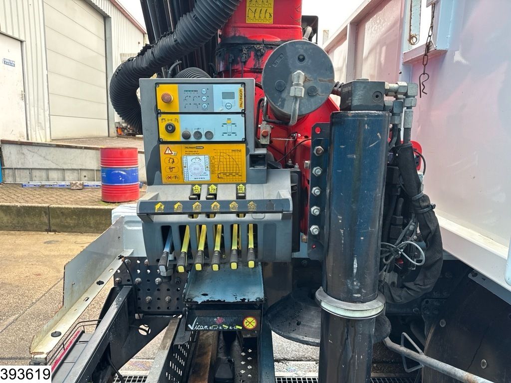 Iveco Trakker 360 6x4, EURO 6, Palfinger, Remote