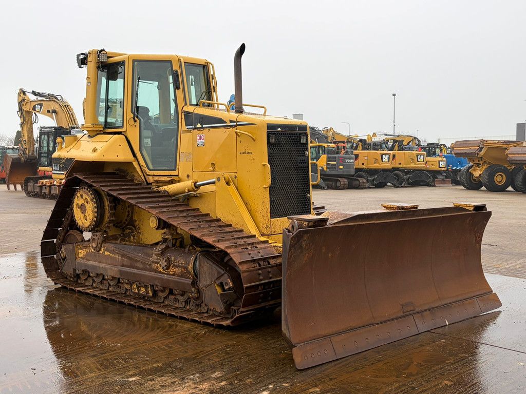 Caterpillar D6N XL
